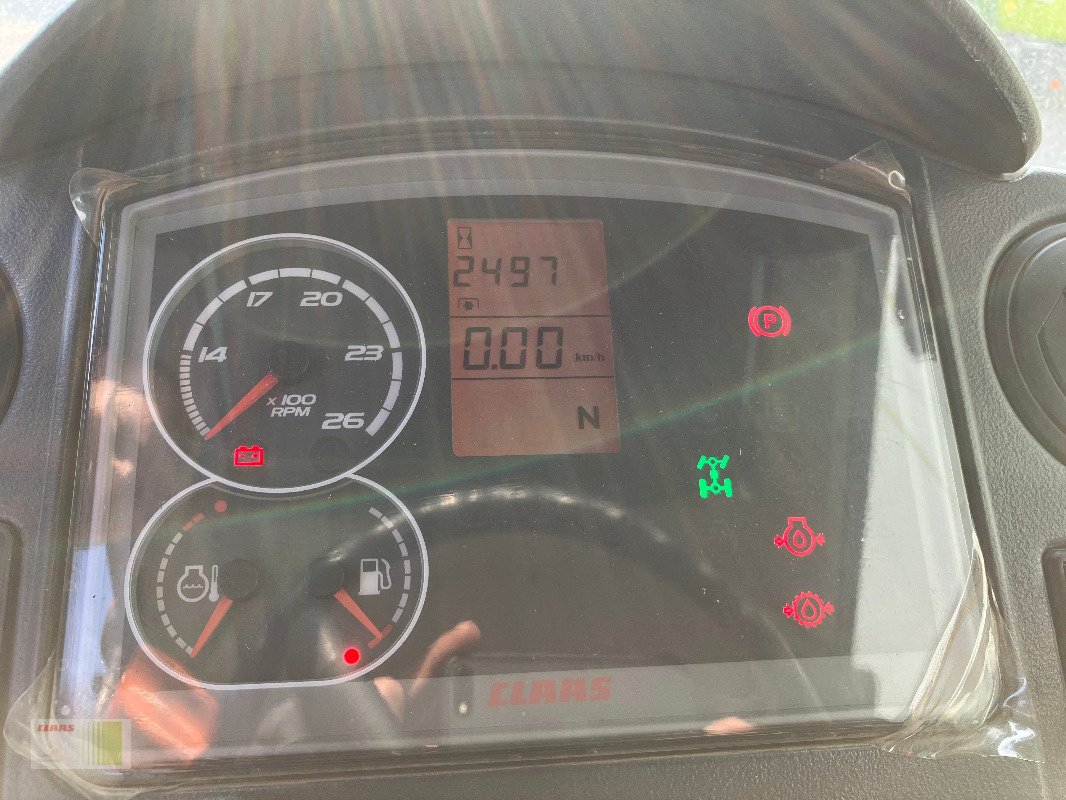 Traktor des Typs CLAAS AXOS 340 CX, Gebrauchtmaschine in Schenefeld (Bild 15)