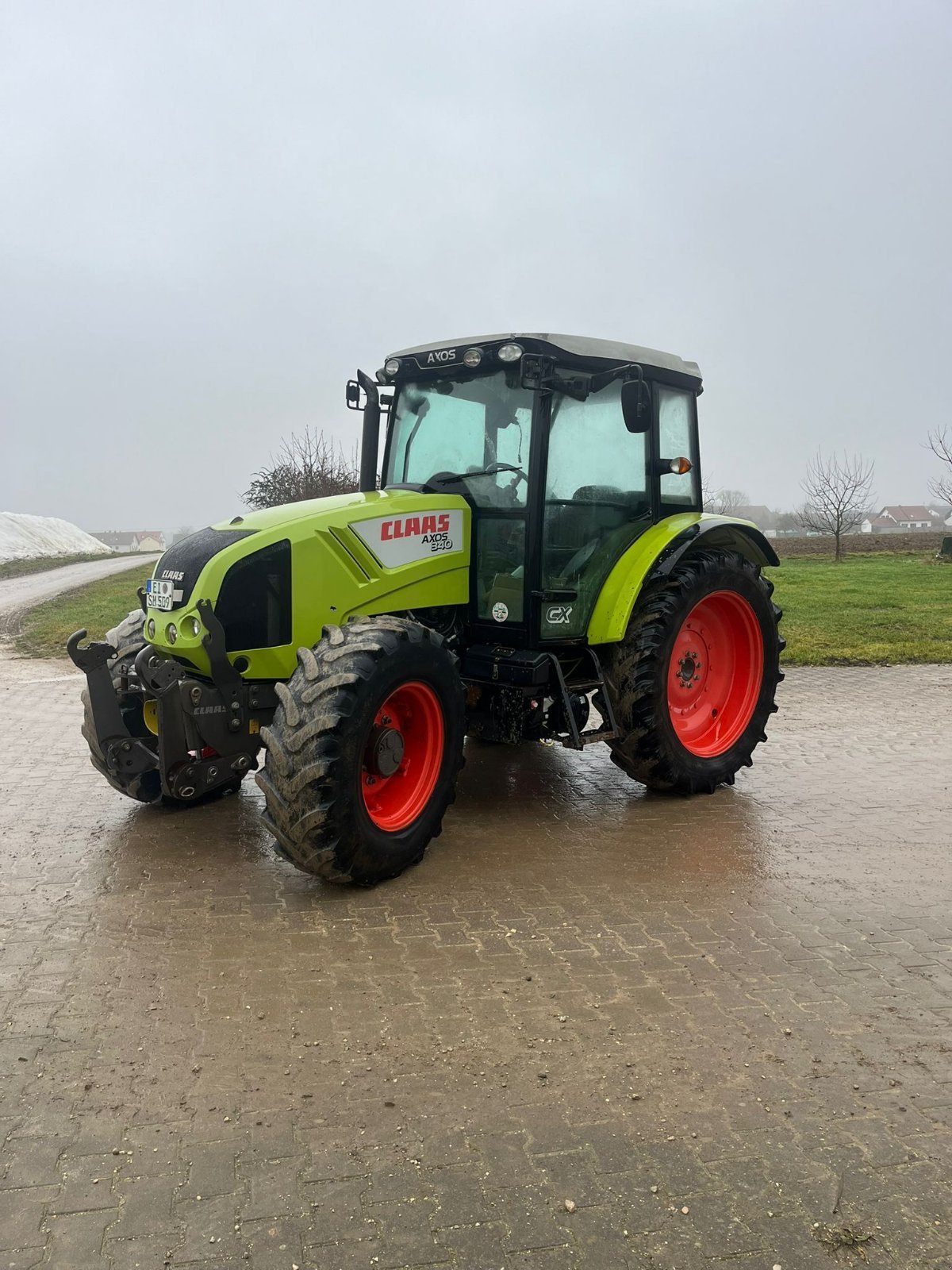 Traktor van het type CLAAS Axos 340 CX, Gebrauchtmaschine in Nassenfels (Foto 2)