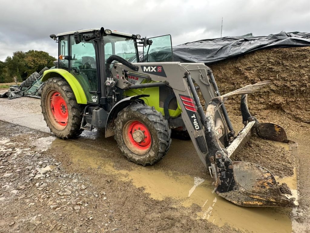 Traktor tipa CLAAS AXOS 340, Gebrauchtmaschine u MONTAUBAN DE BRETAGNE (Slika 2)
