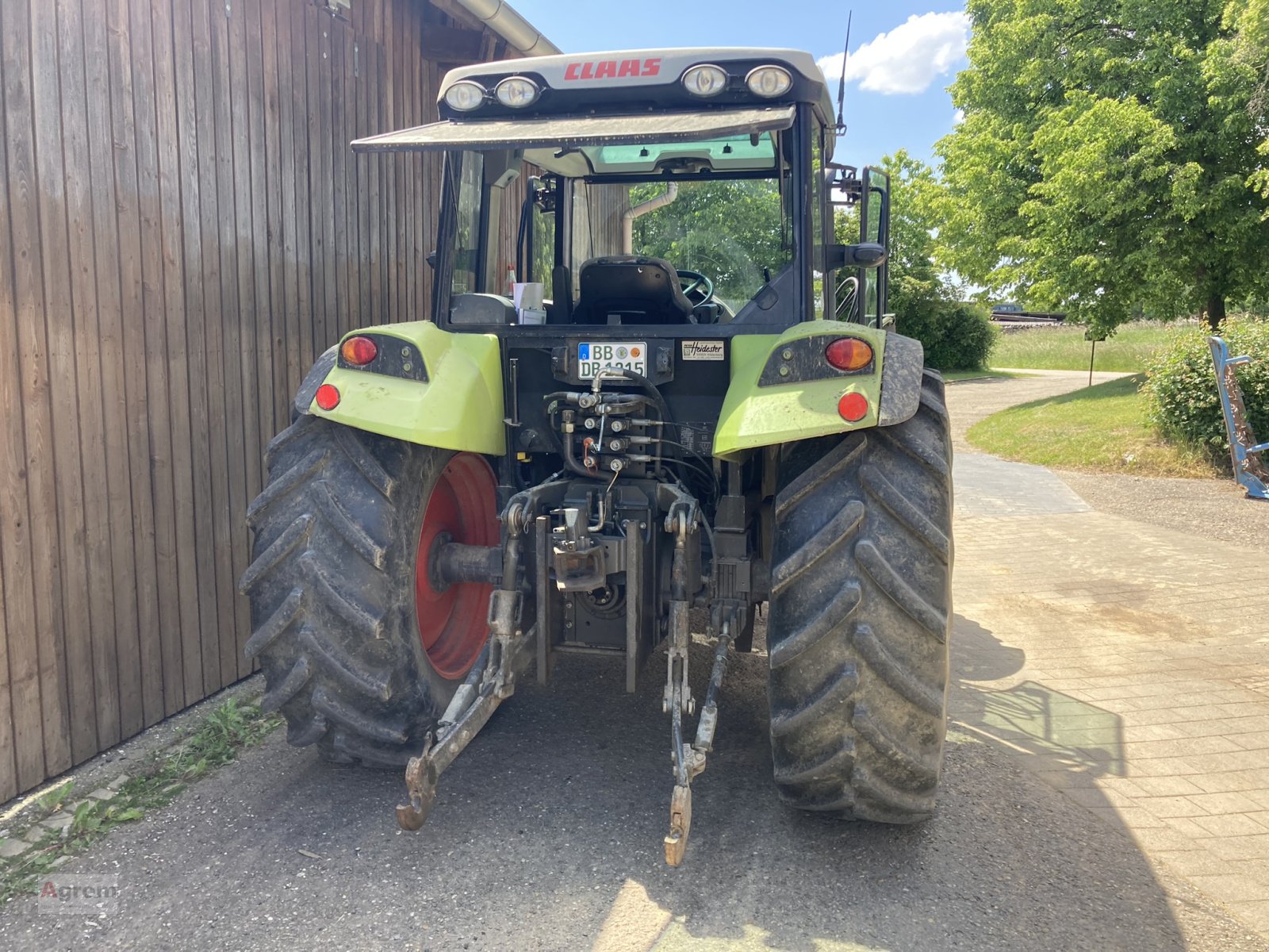 Traktor des Typs CLAAS Axos 340, Gebrauchtmaschine in Herrenberg-Gültstein (Bild 2)