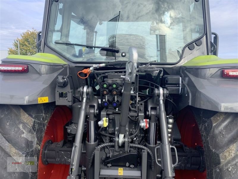 Traktor des Typs CLAAS AXOS 3.95, Neumaschine in Töging am Inn (Bild 6)