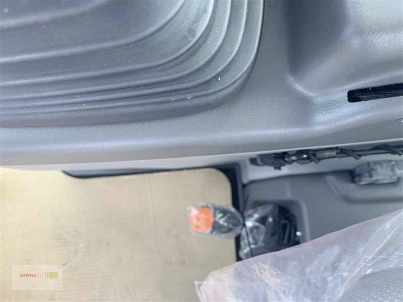 Traktor des Typs CLAAS AXOS 3.95, Neumaschine in Töging am Inn (Bild 10)