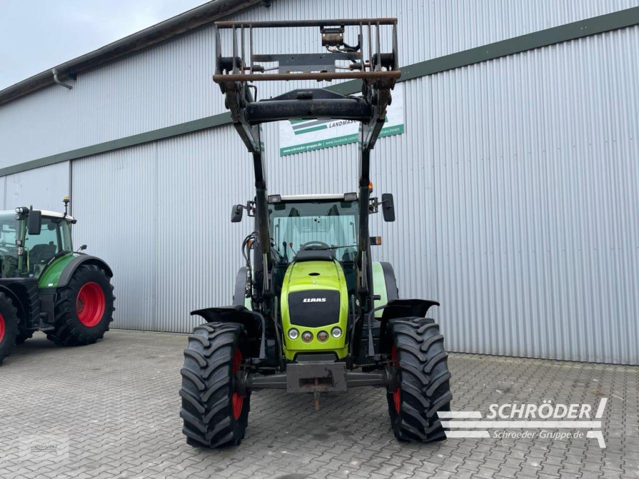 Traktor typu CLAAS CELTIS 426, Gebrauchtmaschine v Wildeshausen (Obrázek 2)