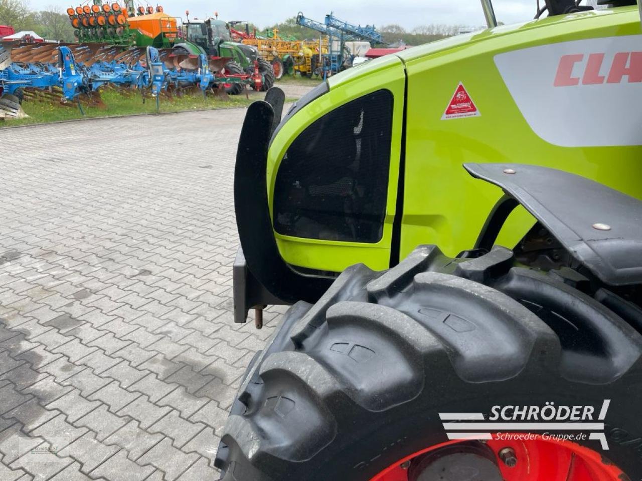 Traktor typu CLAAS CELTIS 426, Gebrauchtmaschine v Wildeshausen (Obrázek 16)