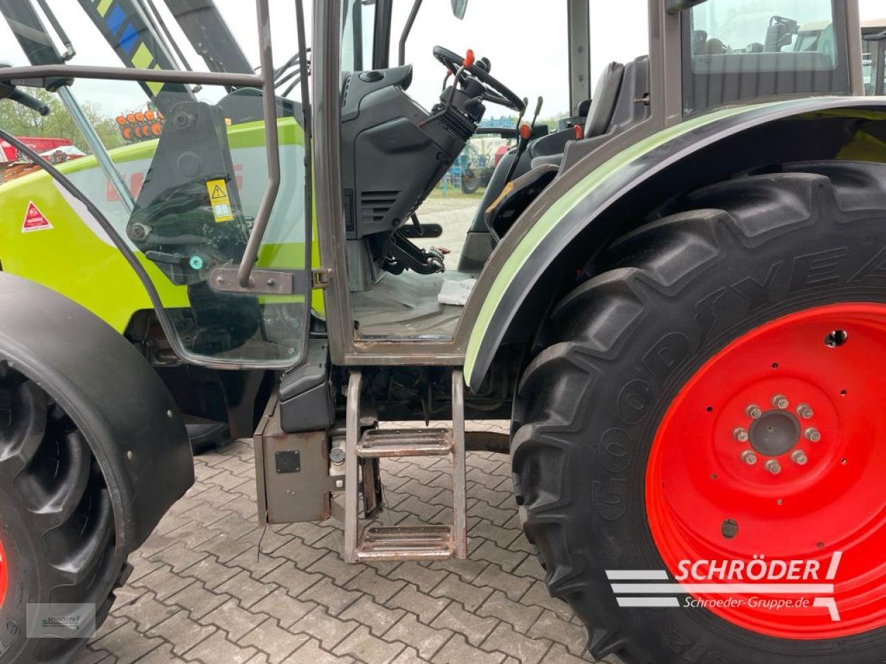 Traktor typu CLAAS CELTIS 426, Gebrauchtmaschine v Wildeshausen (Obrázek 22)