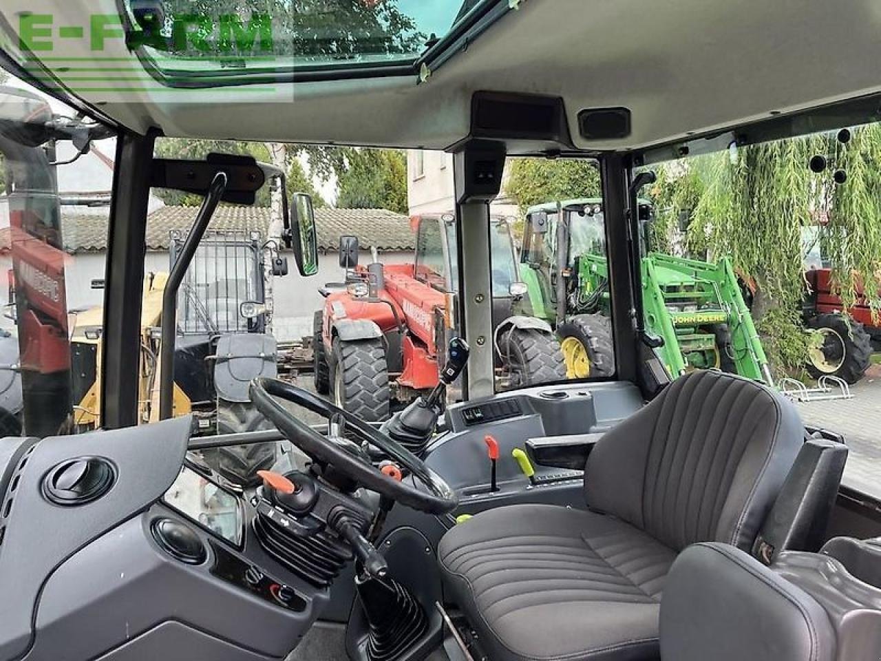 Traktor типа CLAAS celtis 446 plus rx + mailleux mx40-85, Gebrauchtmaschine в DAMAS?AWEK (Фотография 11)