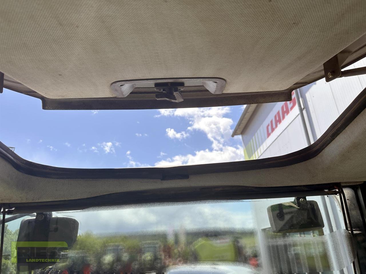 Traktor des Typs CLAAS CELTIS 456 RX COMFORT  Stoll FZ 30, Gebrauchtmaschine in Homberg/Ohm - Maulbach (Bild 10)