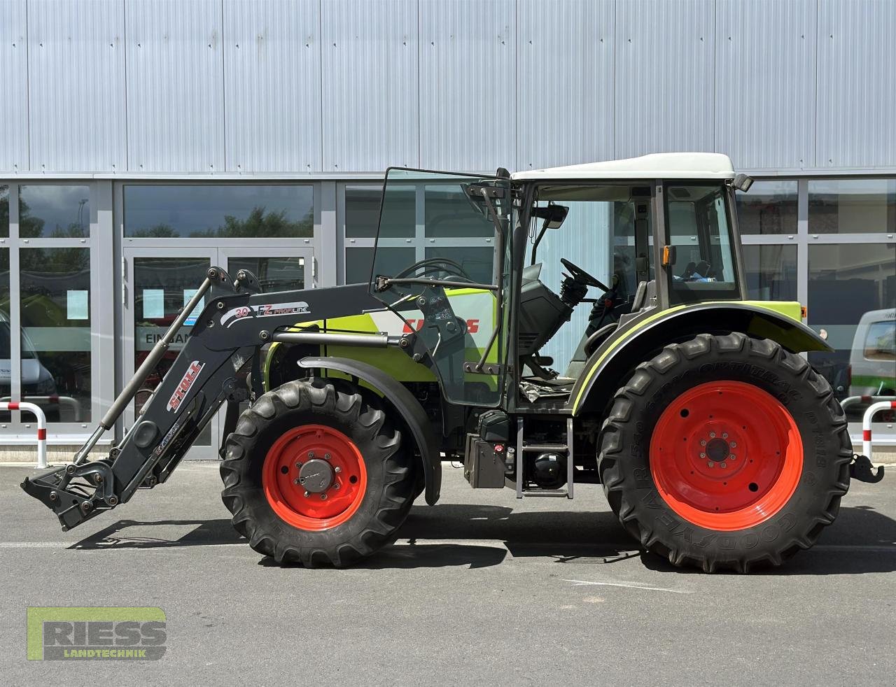Traktor des Typs CLAAS CELTIS 456 RX COMFORT  Stoll FZ 30, Gebrauchtmaschine in Homberg/Ohm - Maulbach (Bild 11)