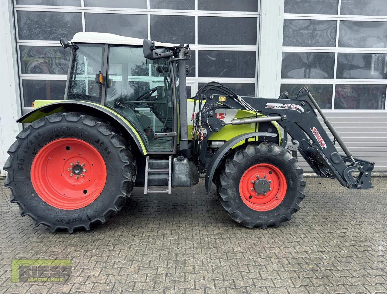Traktor typu CLAAS CELTIS 456 RX COMFORT  Stoll FZ 30, Gebrauchtmaschine w Homberg/Ohm - Maulbach (Zdjęcie 2)
