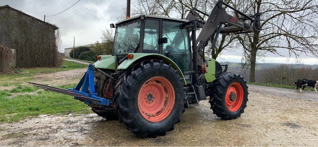 Traktor tip CLAAS CELTIS456RX, Gebrauchtmaschine in SAINT GAUDENS (Poză 5)