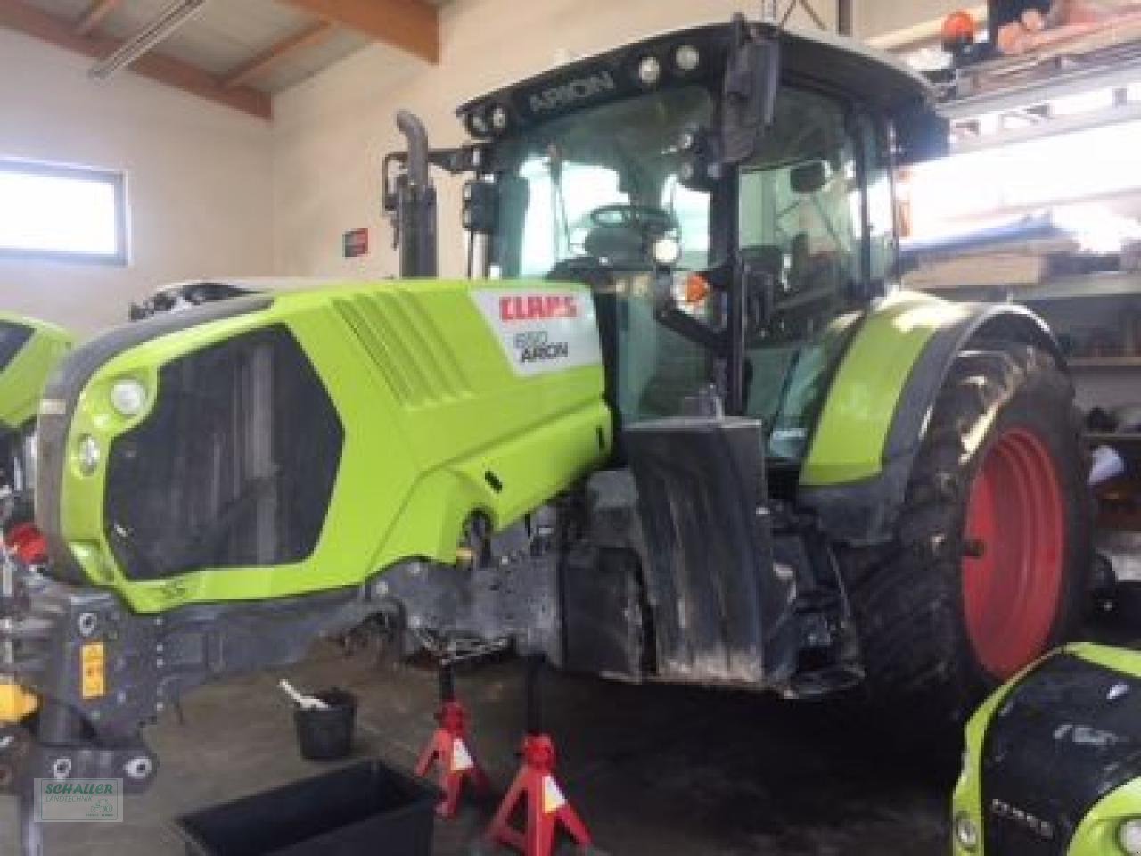 Traktor tipa CLAAS Claas Arion 650 in Teilen aus Unfallschaden, Traktor ist demontiert, Gebrauchtmaschine u Geiselhöring (Slika 1)