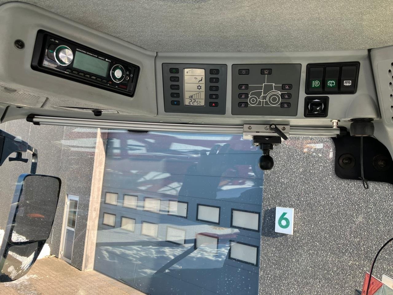 Traktor типа CLAAS CLAAS AXION 870, Gebrauchtmaschine в Brønderslev (Фотография 13)