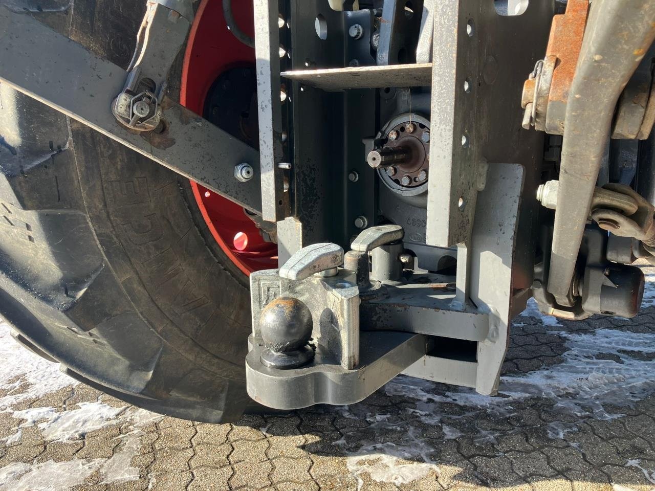 Traktor типа CLAAS CLAAS AXION 870, Gebrauchtmaschine в Brønderslev (Фотография 9)