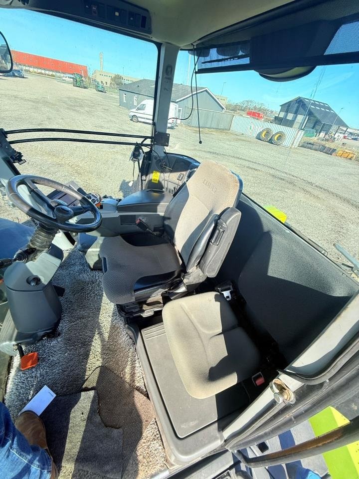 Traktor du type CLAAS CLAAS XERION 4500, Gebrauchtmaschine en Brønderslev (Photo 21)