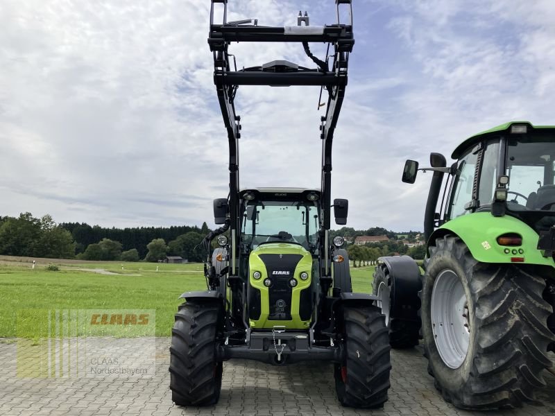 Traktor des Typs CLAAS ELIOS 210 + ALÖ X3S *CNOB*, Neumaschine in Moosbach (Bild 2)