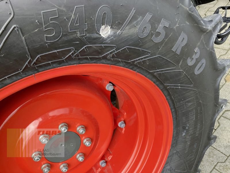 Traktor des Typs CLAAS ELIOS 210 + ALÖ X3S *CNOB*, Neumaschine in Moosbach (Bild 14)