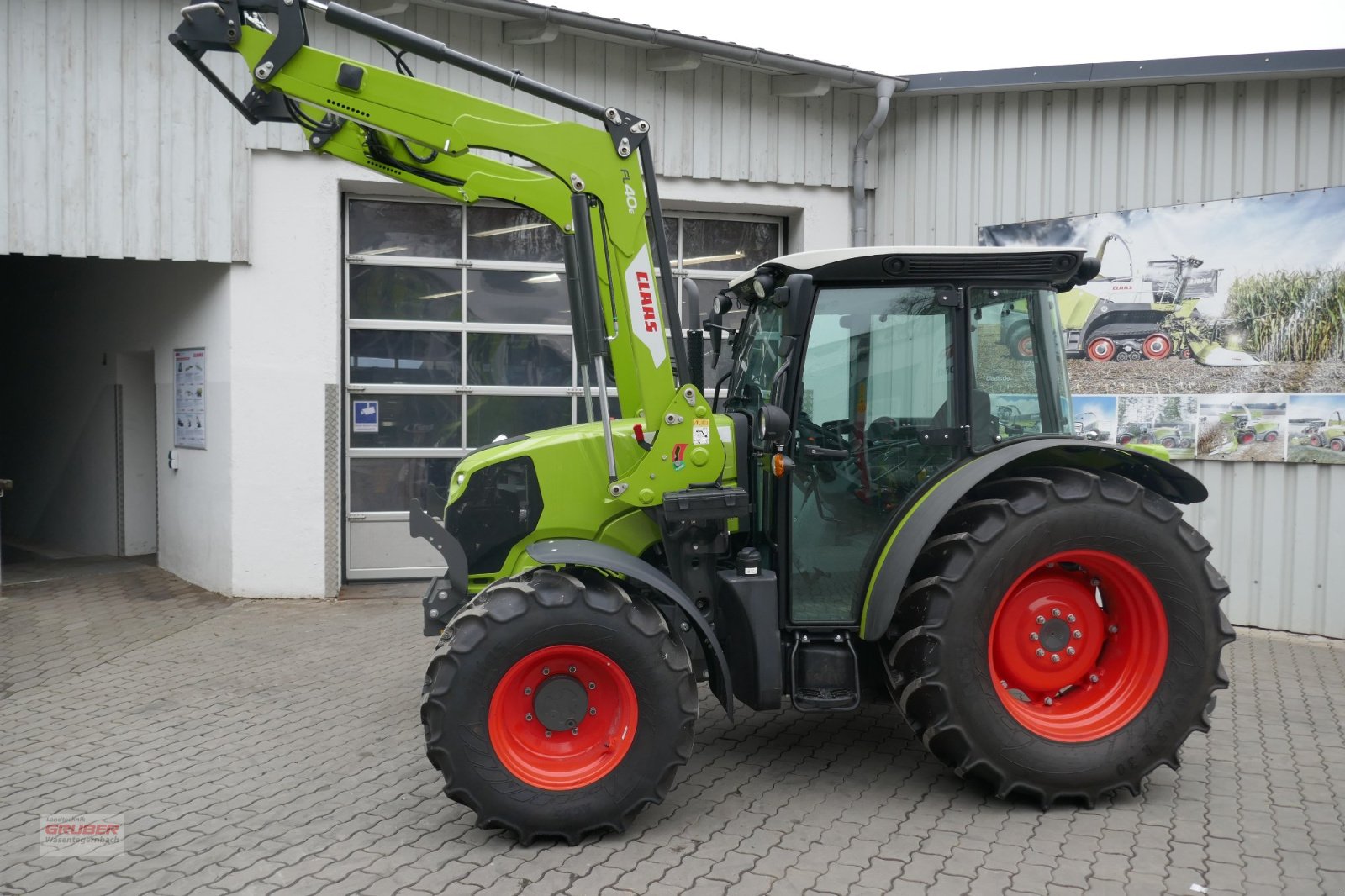 Traktor des Typs CLAAS Elios 210 C, Neumaschine in Dorfen (Bild 9)
