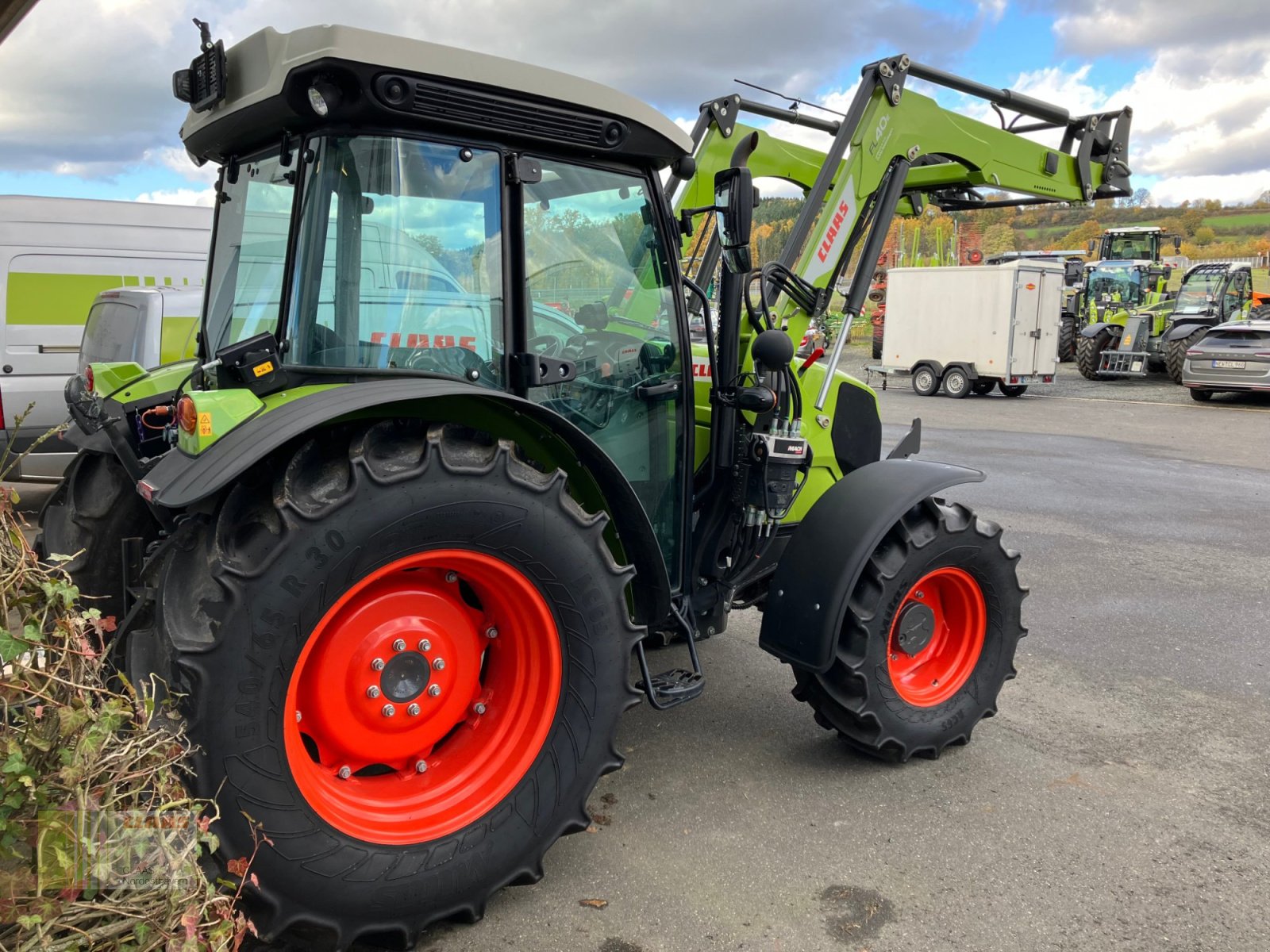 Traktor des Typs CLAAS Elios 210 + FL 40 E + Klima + Druckluft, Gebrauchtmaschine in Altenstadt a.d. Waldnaab (Bild 6)