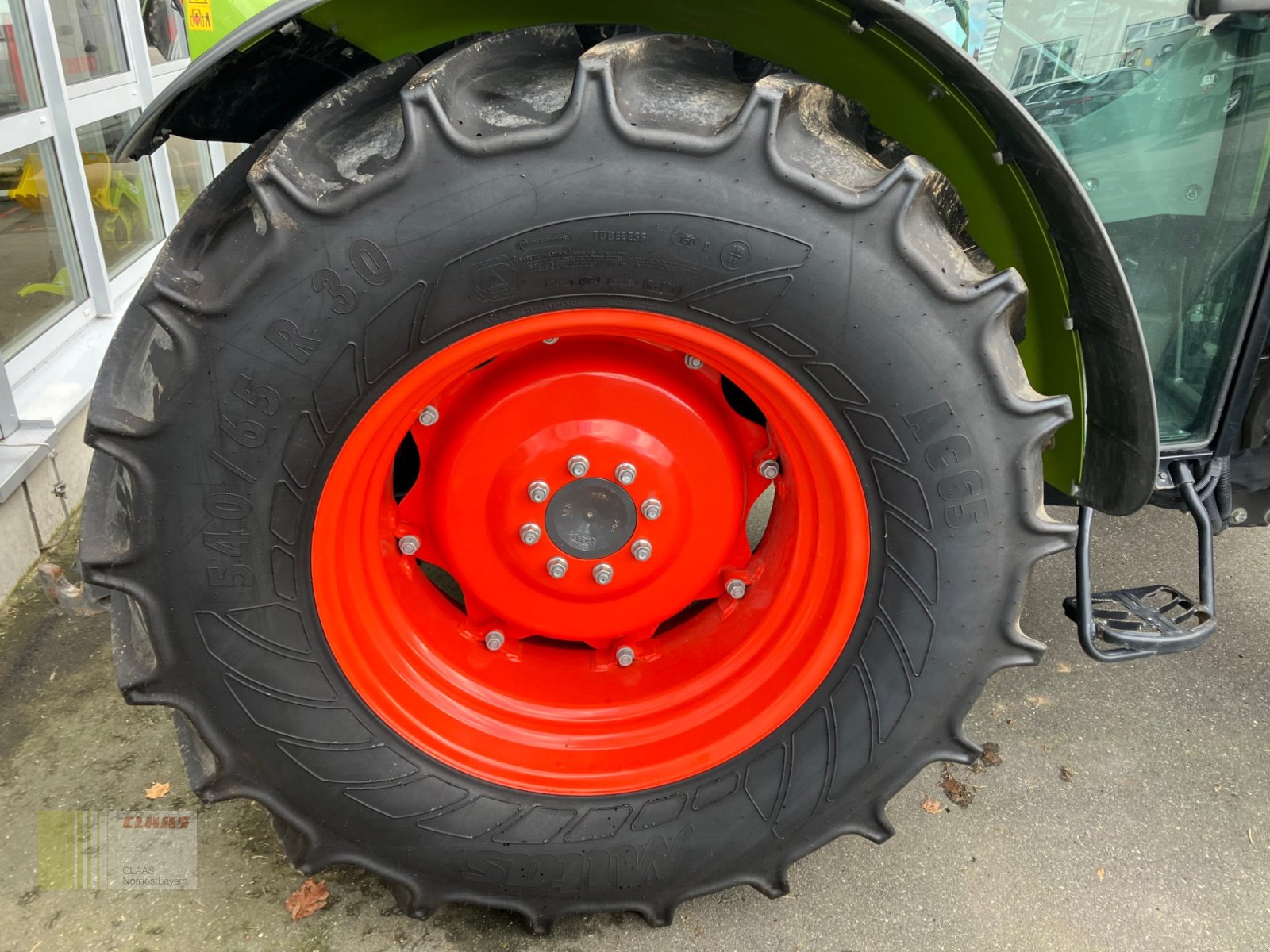 Traktor des Typs CLAAS Elios 210 + FL 40 E + Klima + Druckluft, Gebrauchtmaschine in Altenstadt a.d. Waldnaab (Bild 15)