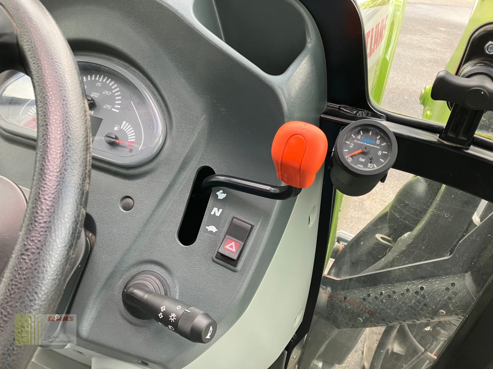 Traktor des Typs CLAAS Elios 210 + FL 40 E + Klima + Druckluft, Gebrauchtmaschine in Altenstadt a.d. Waldnaab (Bild 23)