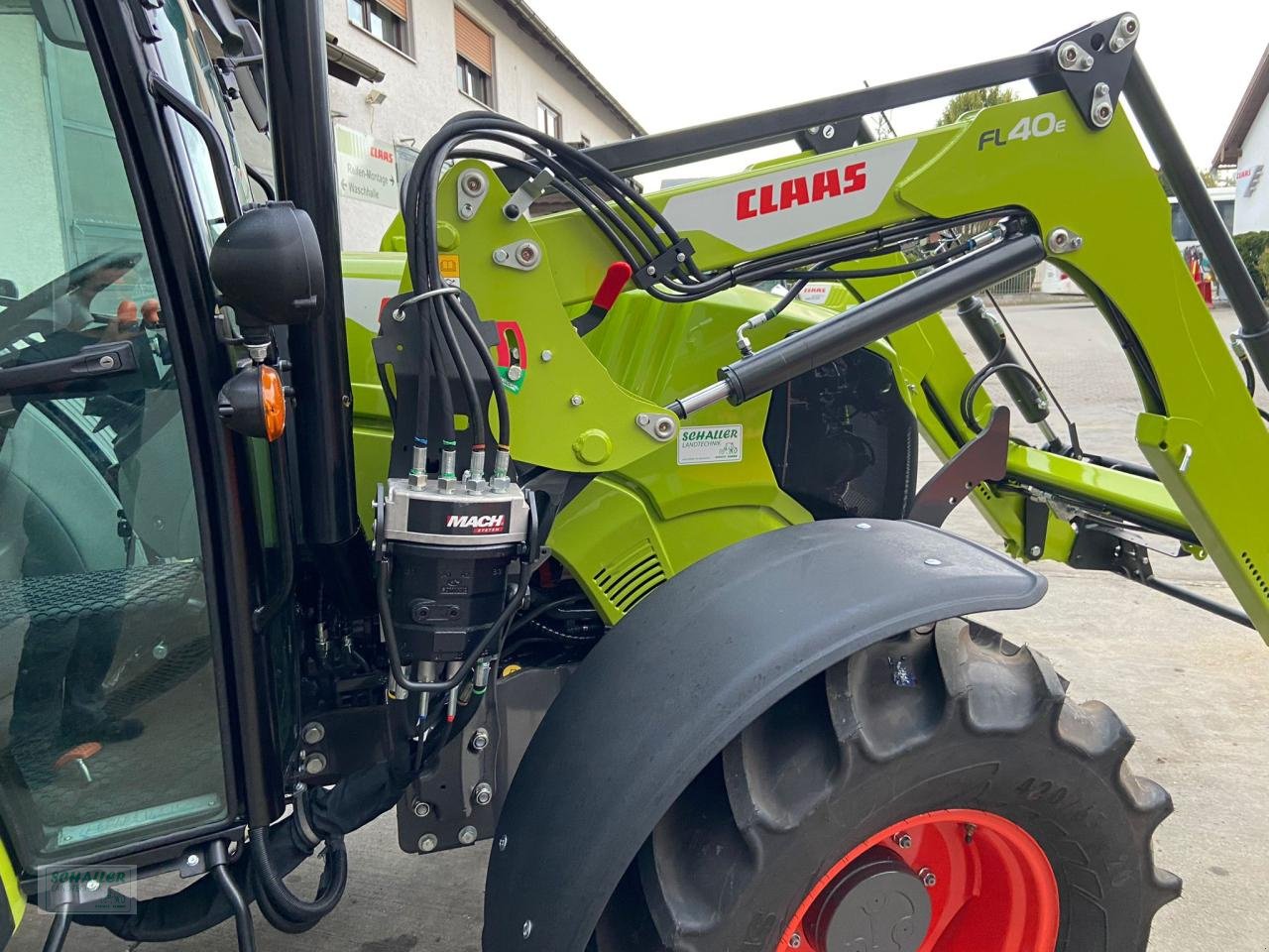 Traktor tipa CLAAS Elios 210  mit FL40e u. Beifahrersitz (nur bei uns), Neumaschine u Geiselhöring (Slika 11)