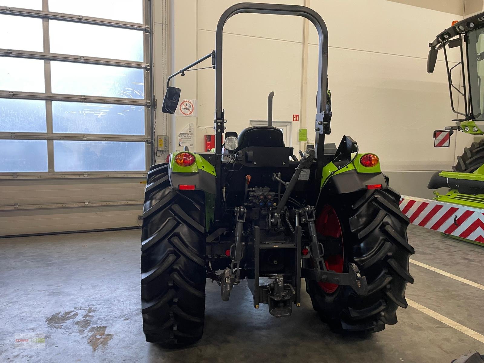 Traktor типа CLAAS Elios 210 Plattform PREISREDUZIERT, Gebrauchtmaschine в Langenau (Фотография 4)