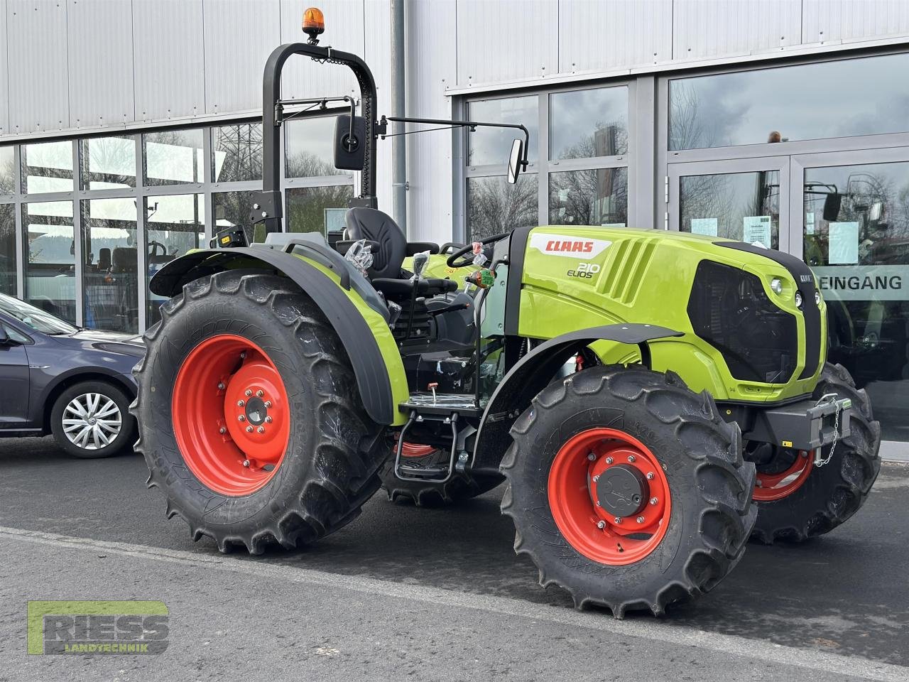 Traktor του τύπου CLAAS ELIOS 210 Plattform, Neumaschine σε Homberg/Ohm - Maulbach (Φωτογραφία 2)