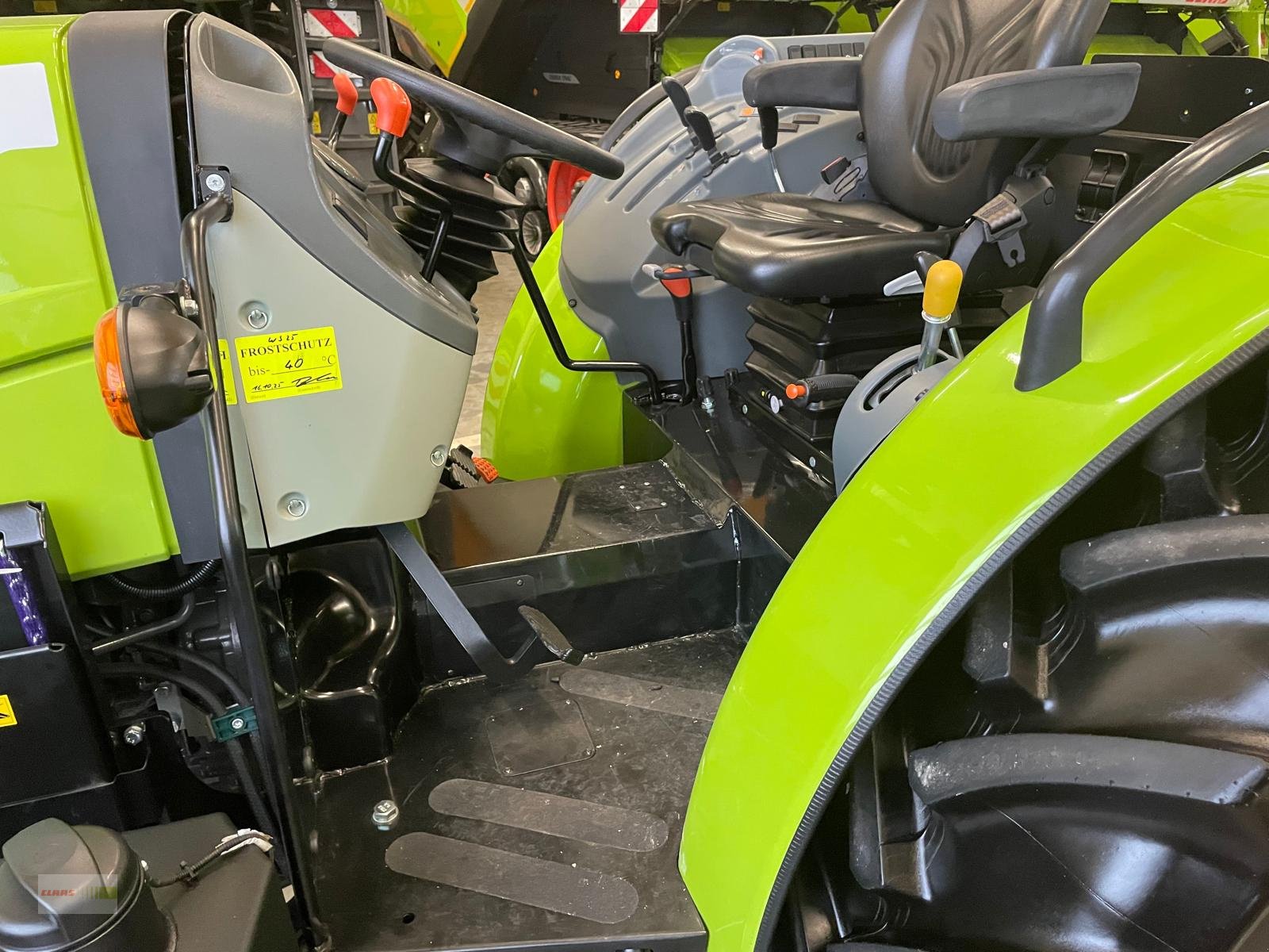 Traktor des Typs CLAAS Elios 210 Plattform, Gebrauchtmaschine in Langenau (Bild 5)