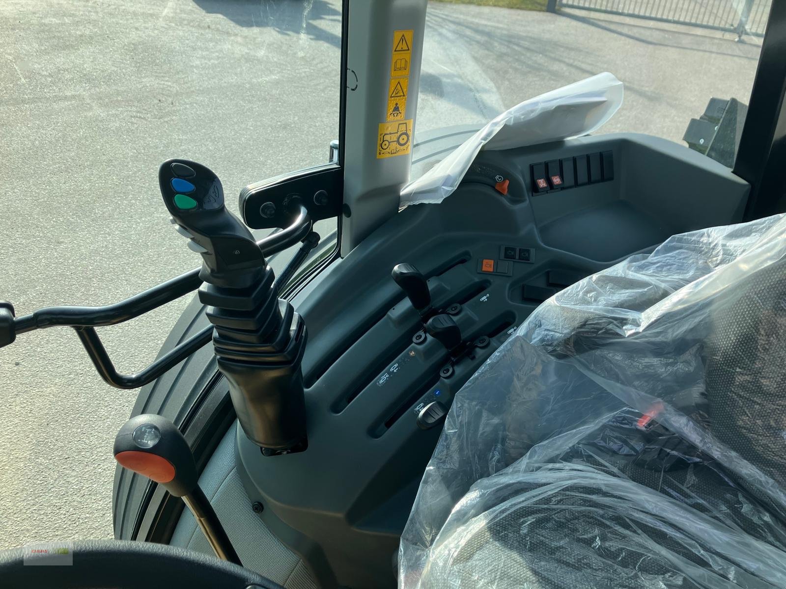 Traktor tip CLAAS Elios 210, Gebrauchtmaschine in Arnstorf (Poză 14)