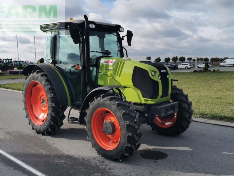 Traktor типа CLAAS ELIOS 210, Gebrauchtmaschine в KOŠKA
