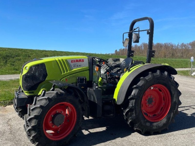 Traktor typu CLAAS ELIOS 210, Gebrauchtmaschine v Domdidier