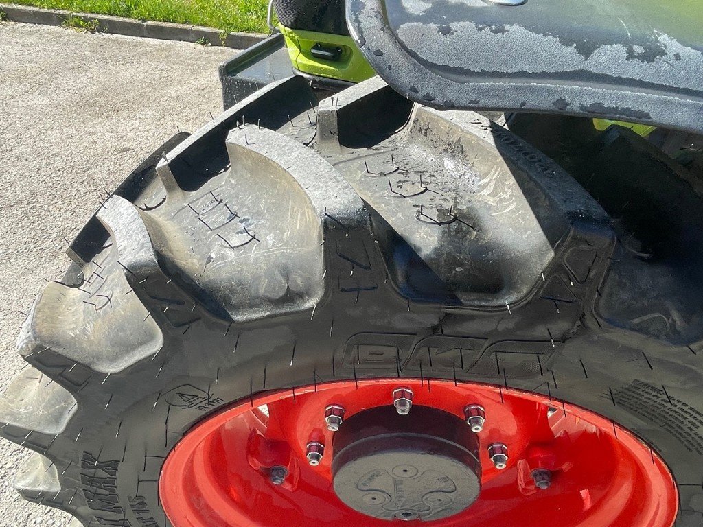 Traktor van het type CLAAS ELIOS 210, Gebrauchtmaschine in Domdidier (Foto 8)