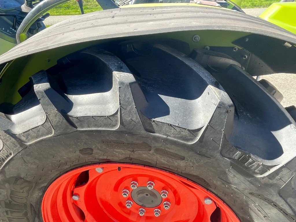 Traktor van het type CLAAS ELIOS 210, Gebrauchtmaschine in Domdidier (Foto 7)