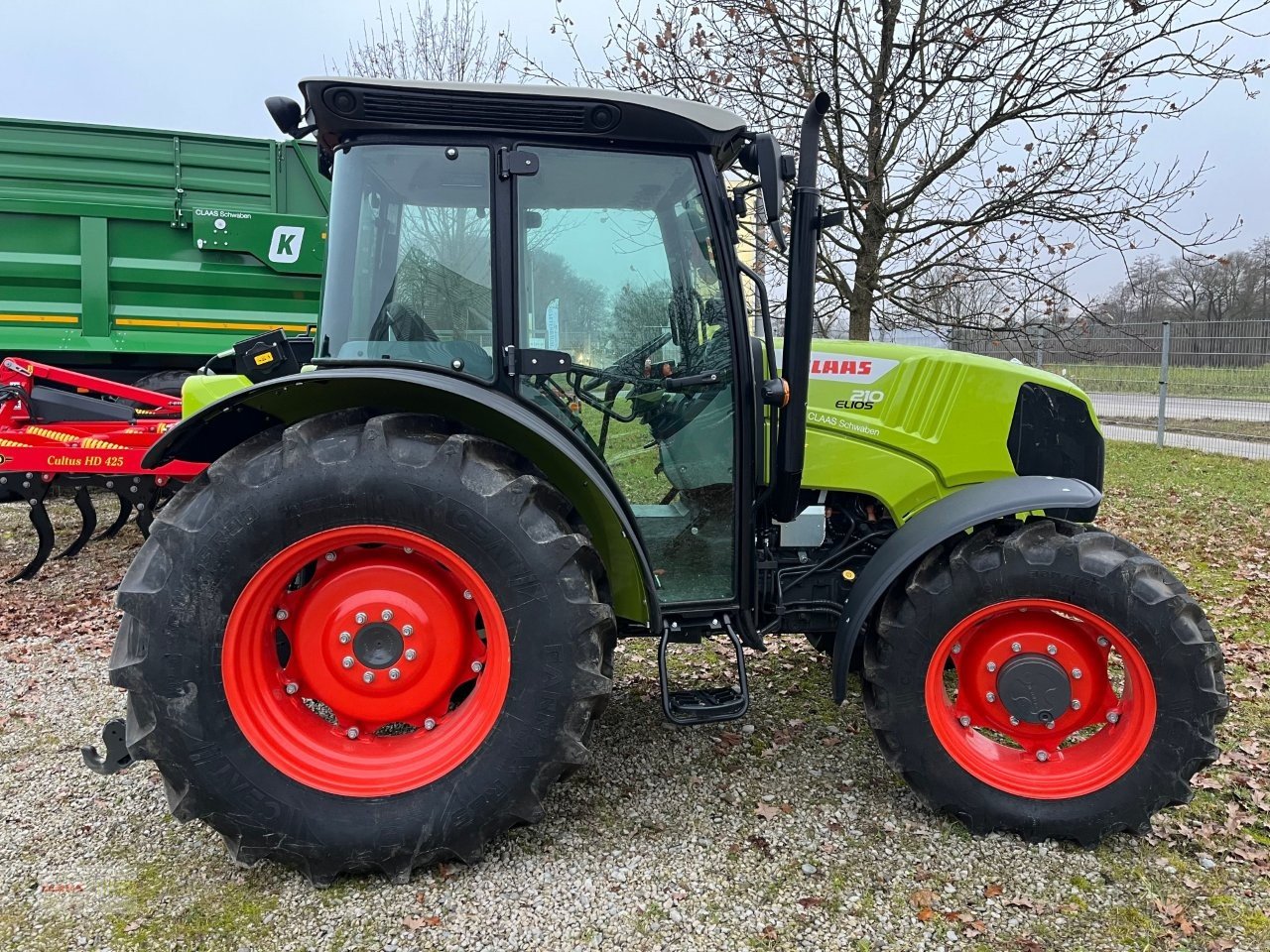 Traktor des Typs CLAAS Elios 210, Gebrauchtmaschine in Langenau (Bild 4)