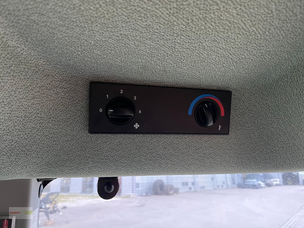 Traktor des Typs CLAAS Elios 210, Gebrauchtmaschine in Langenau (Bild 8)