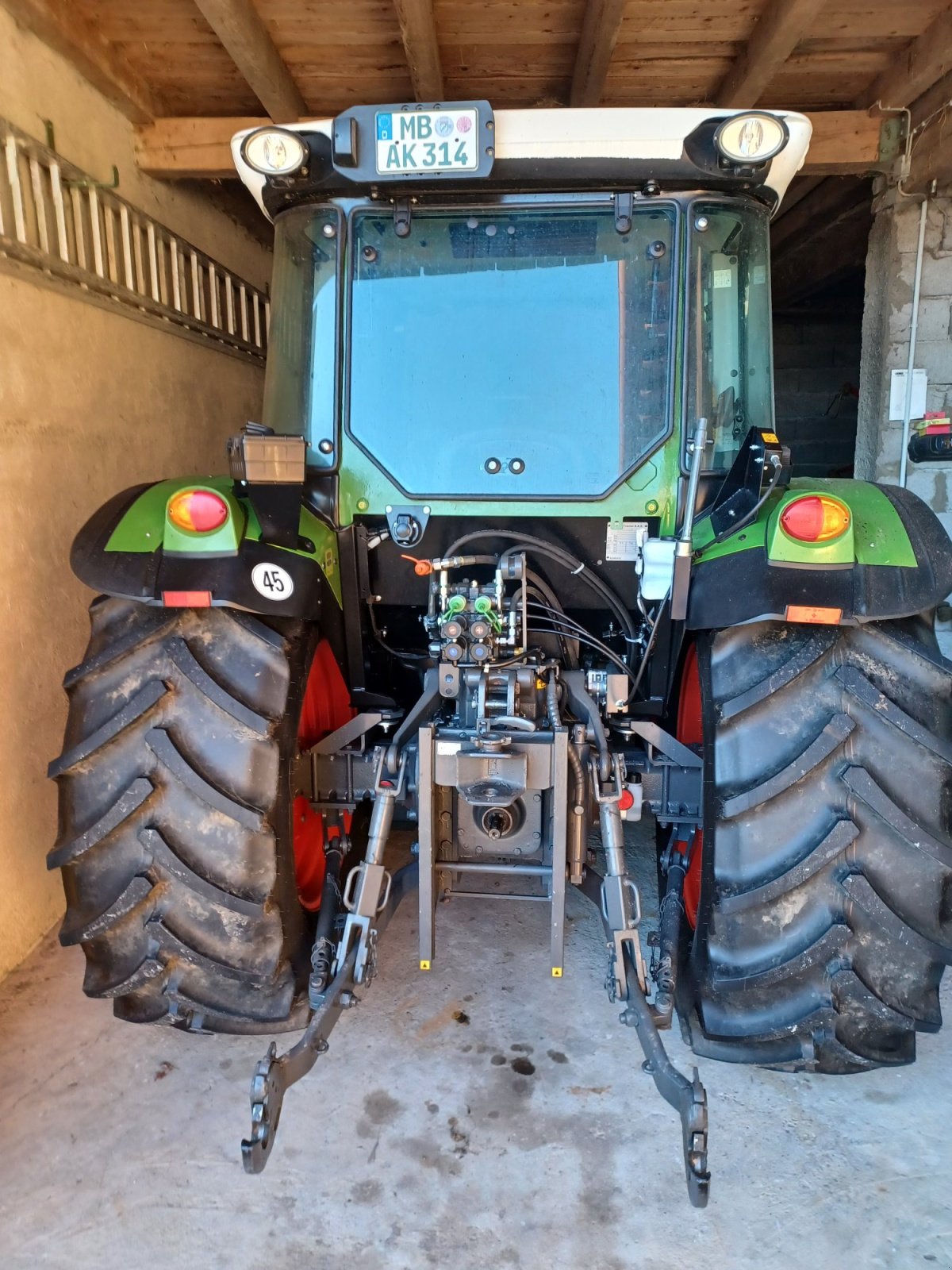 Traktor typu CLAAS Elios 210, Gebrauchtmaschine w Fischbachau (Zdjęcie 2)