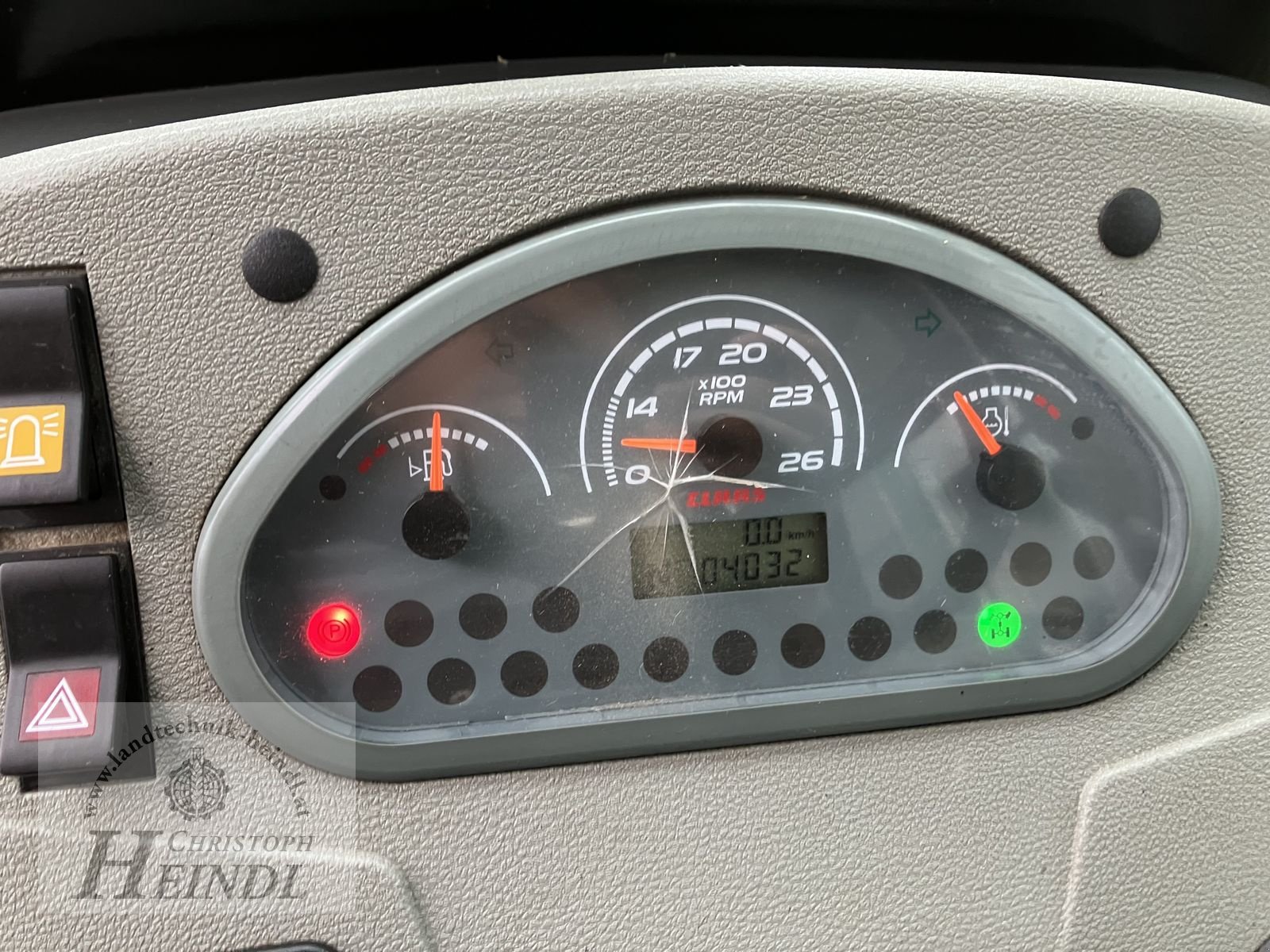 Traktor van het type CLAAS Elios 220, Gebrauchtmaschine in Stephanshart (Foto 14)