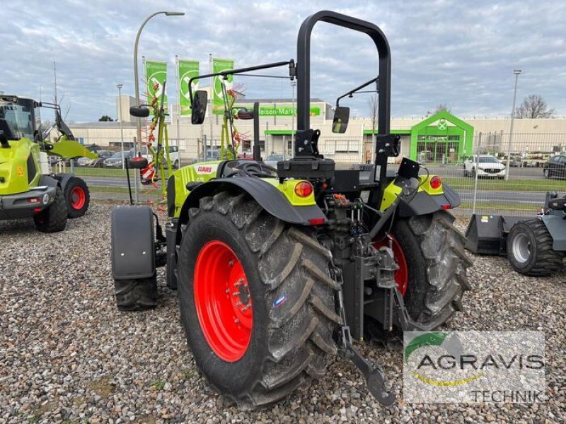 Traktor des Typs CLAAS ELIOS 2.75 PLATTFORM TREND, Neumaschine in Ascheberg (Bild 2)