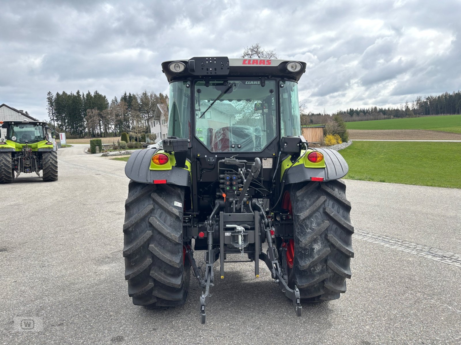 Traktor des Typs CLAAS Elios 2.85, Neumaschine in Zell an der Pram (Bild 4)