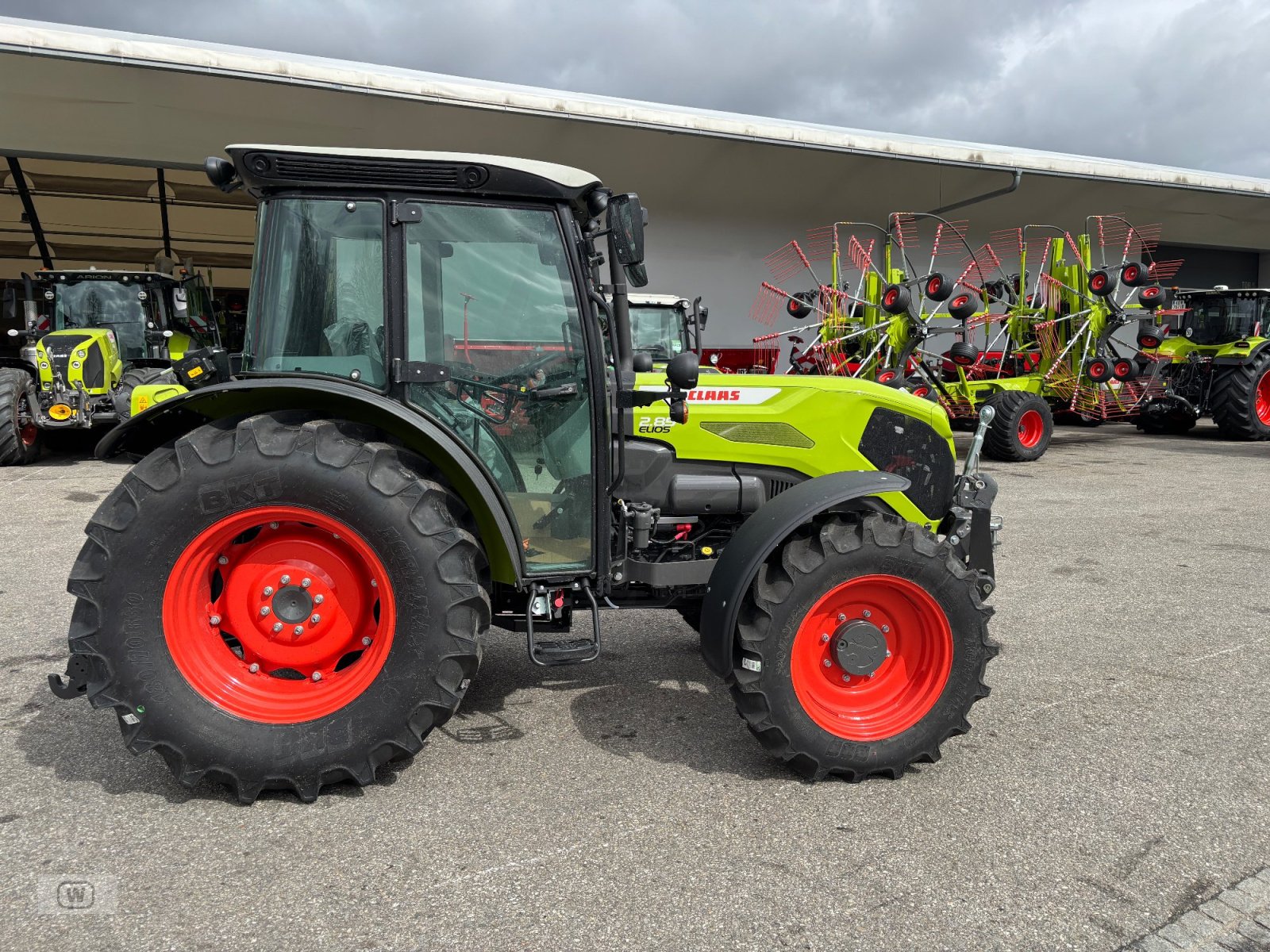 Traktor des Typs CLAAS Elios 2.85, Neumaschine in Zell an der Pram (Bild 7)