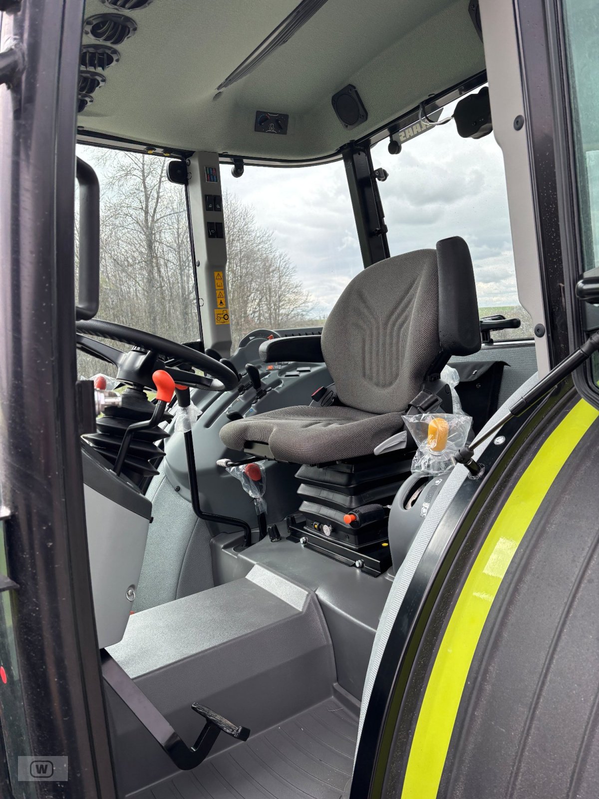 Traktor des Typs CLAAS Elios 2.85, Neumaschine in Zell an der Pram (Bild 17)