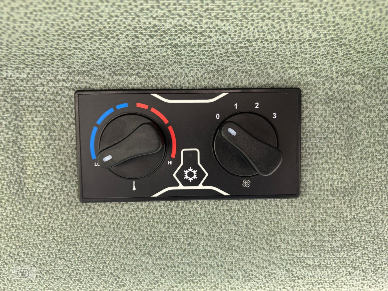 Traktor des Typs CLAAS Elios 2.85, Neumaschine in Zell an der Pram (Bild 19)