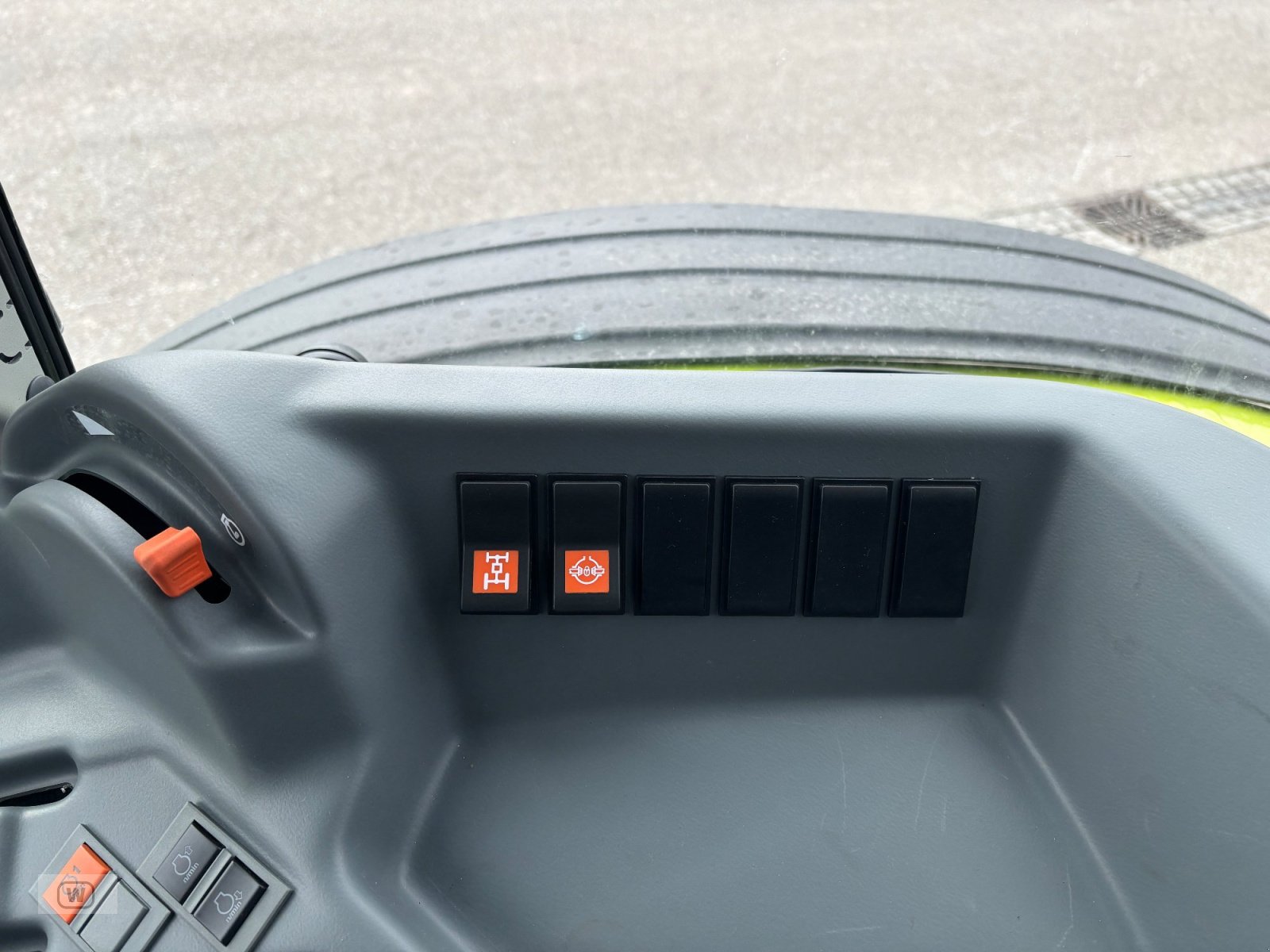 Traktor des Typs CLAAS Elios 2.85, Neumaschine in Zell an der Pram (Bild 23)