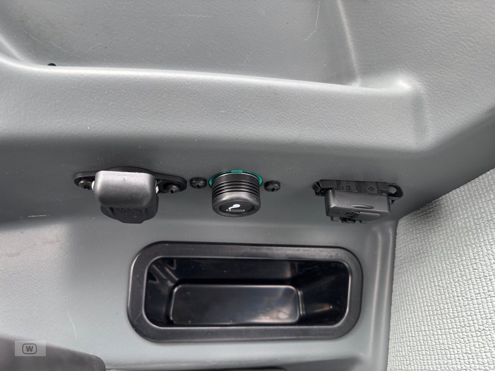 Traktor des Typs CLAAS Elios 2.85, Neumaschine in Zell an der Pram (Bild 24)