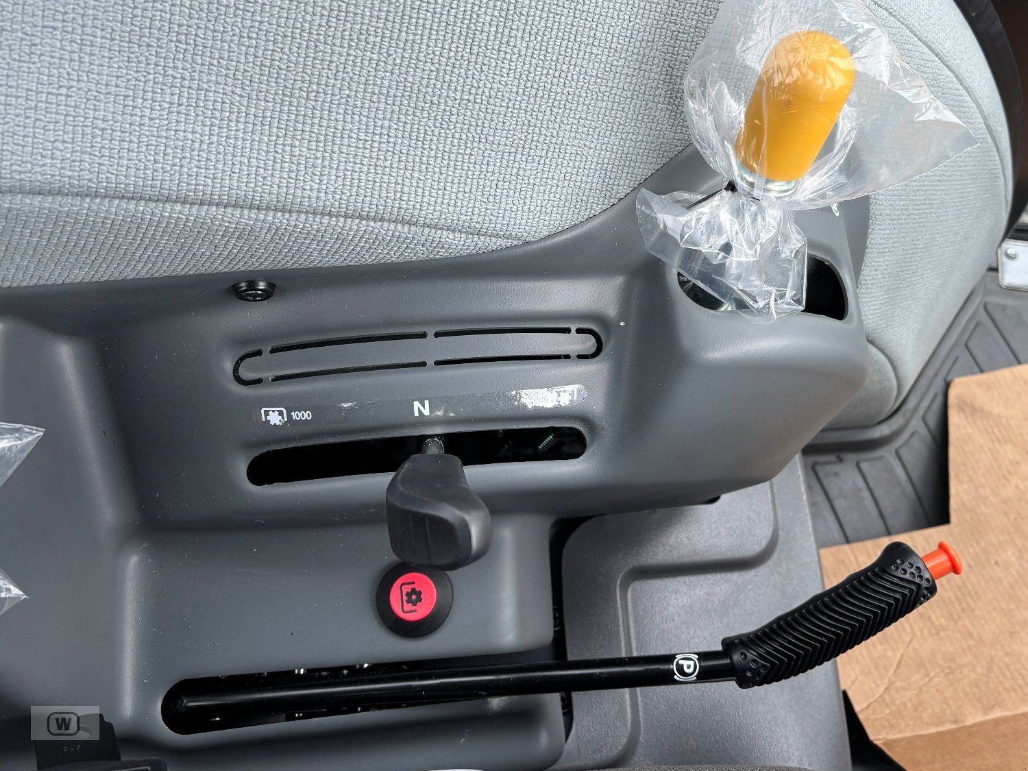 Traktor des Typs CLAAS Elios 2.85, Neumaschine in Zell an der Pram (Bild 27)