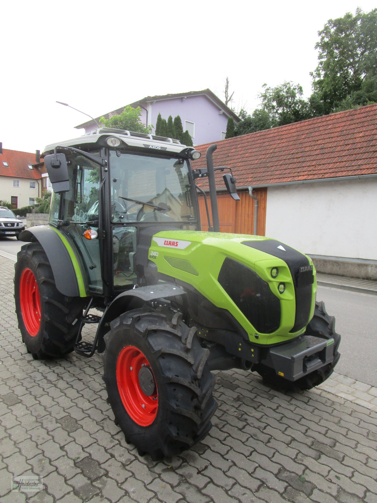 Traktor типа CLAAS ELIOS 300 Advanced, Neumaschine в Wildenberg (Фотография 2)