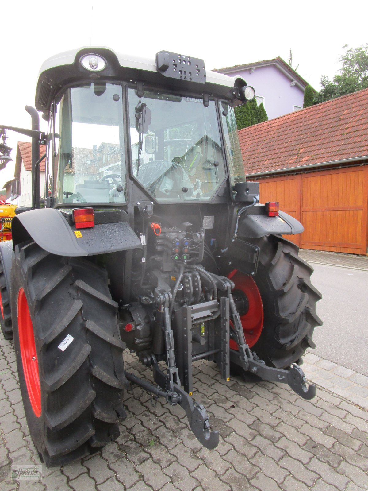 Traktor типа CLAAS ELIOS 300 Advanced, Neumaschine в Wildenberg (Фотография 10)