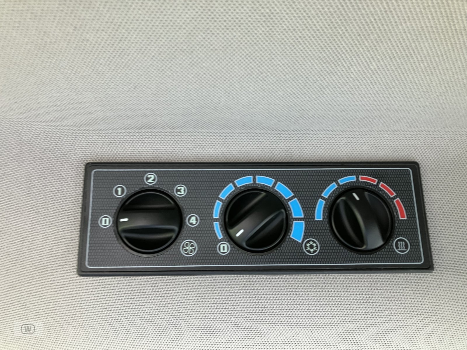 Traktor des Typs CLAAS Elios 320, Neumaschine in Zell an der Pram (Bild 29)