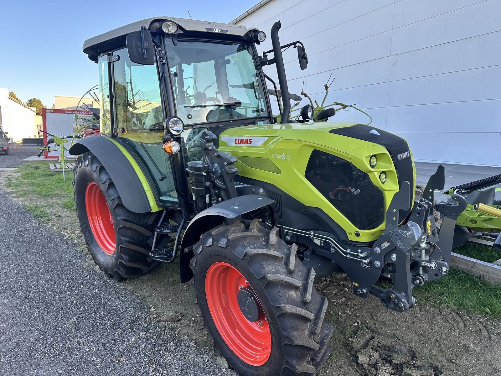Traktor типа CLAAS Elios 320, Gebrauchtmaschine в Zwettl (Фотография 1)