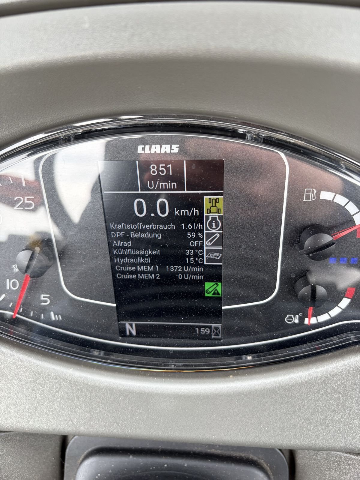 Traktor Türe ait CLAAS Elios 320, Vorführmaschine içinde Grund (resim 18)